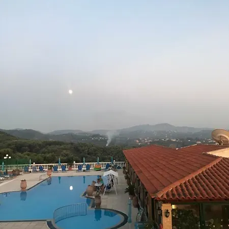 Voula 3* Agios Stefanos Avliotes (Corfu)